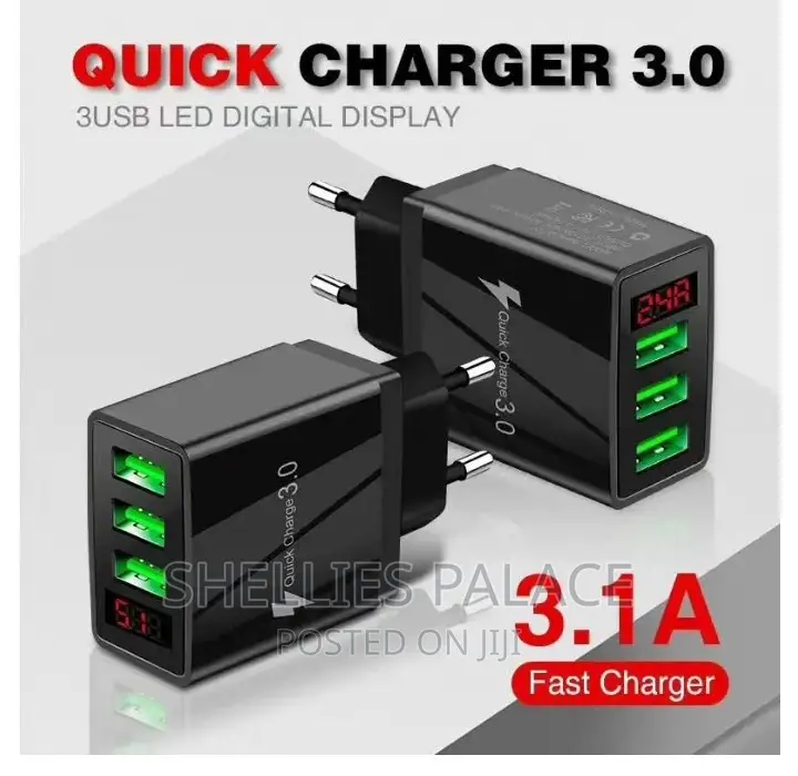 Smart Digital Display Fast Charger 5v3 . 1 a 3 USB Adapter