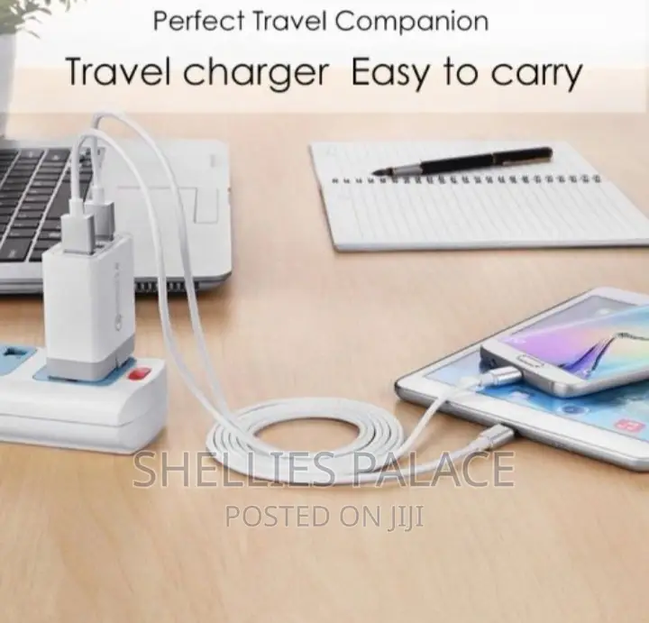 Smart Digital Display Fast Charger 5v3 . 1 a 3 USB Adapter