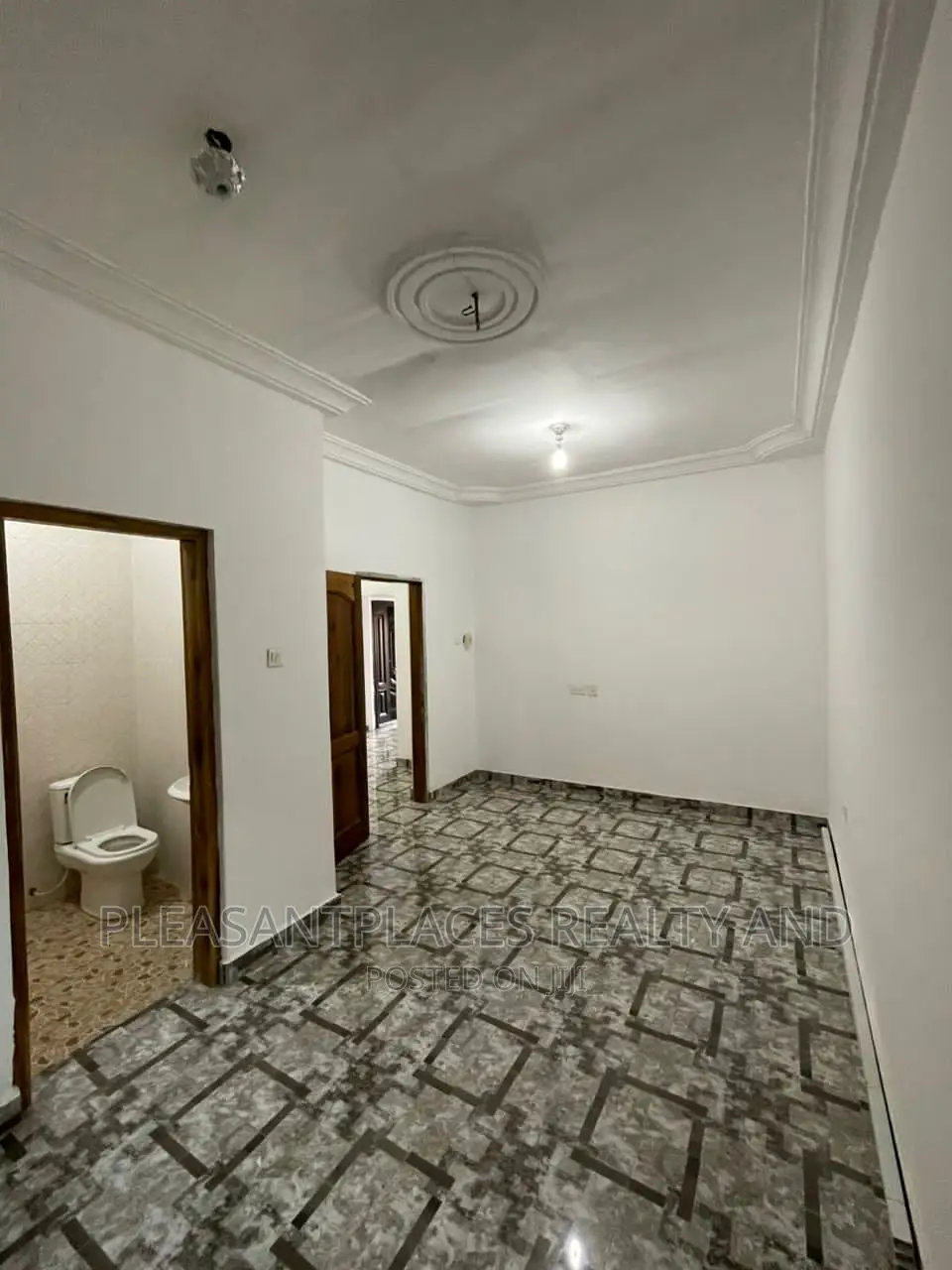 2bdrm Apartment in Pleasantplaces, Oyarifa for rent