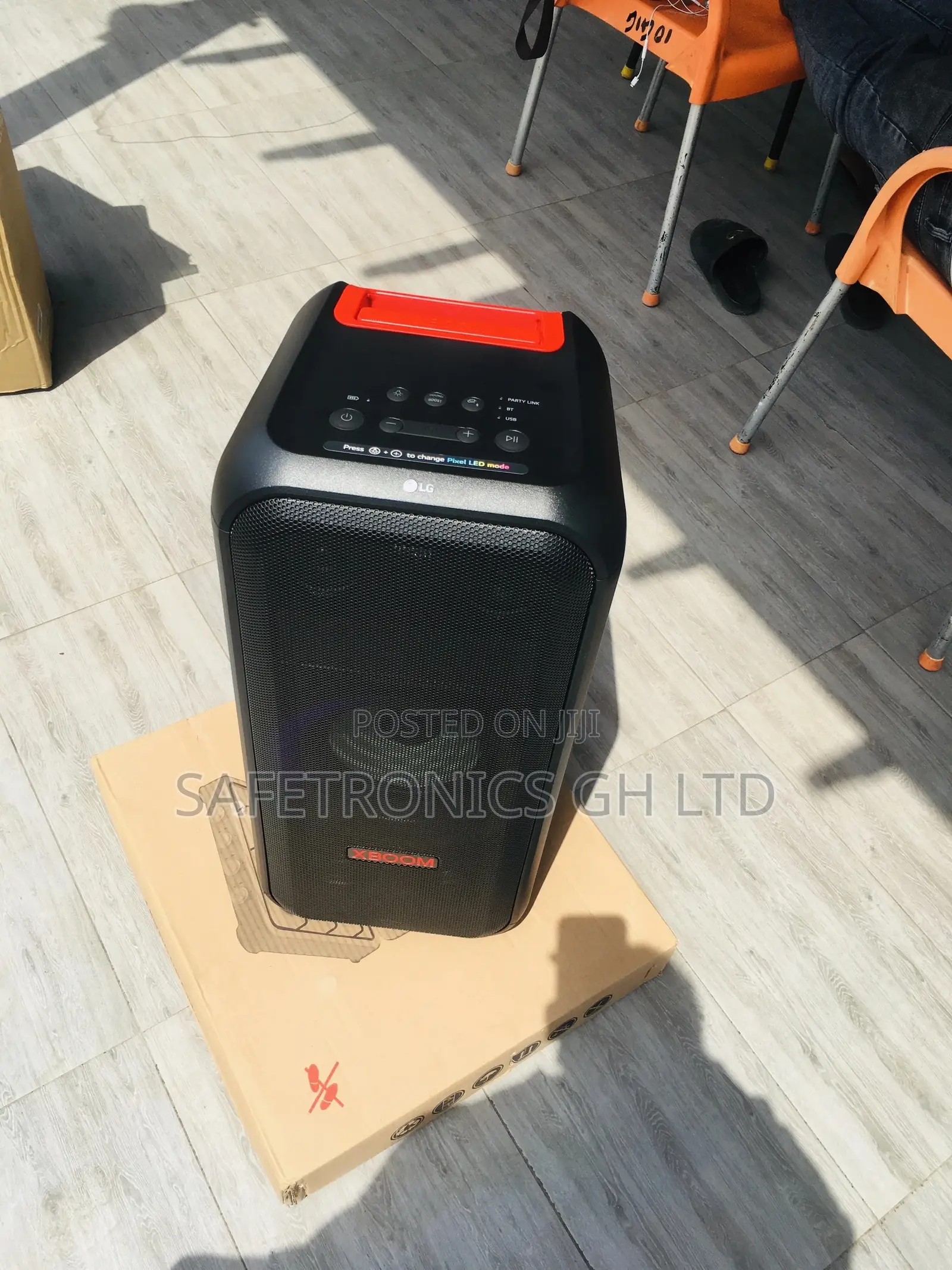 Elegant LG XL7S Black Wireless Electric Bluetooth Speaker