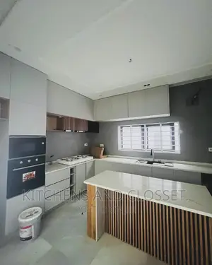 Modern Kitchen Cabinet