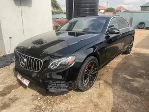 Mercedes-Benz E300 2017 Black