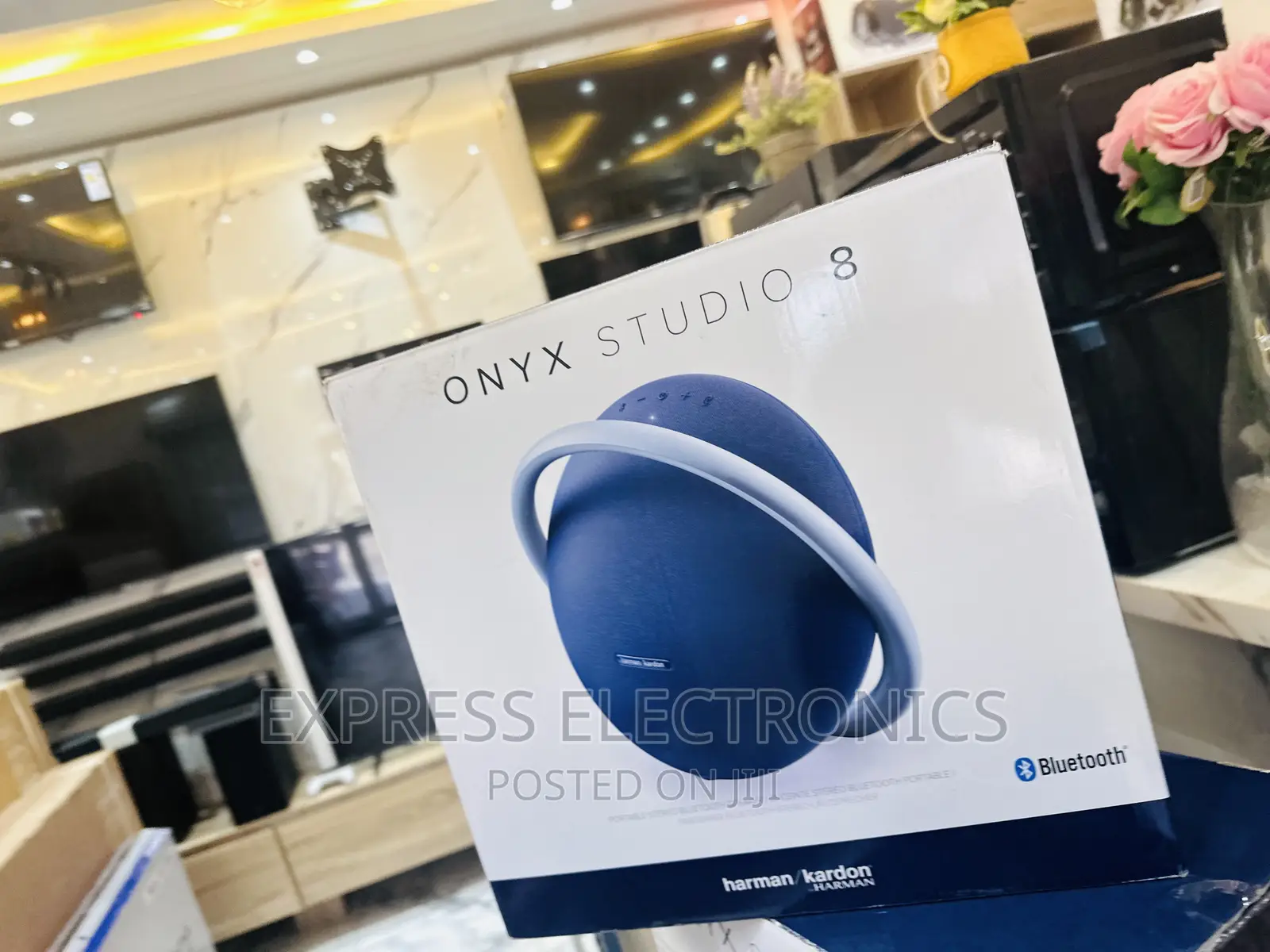 Flill Your Room With Onyx 8 Bluetooth Speakers