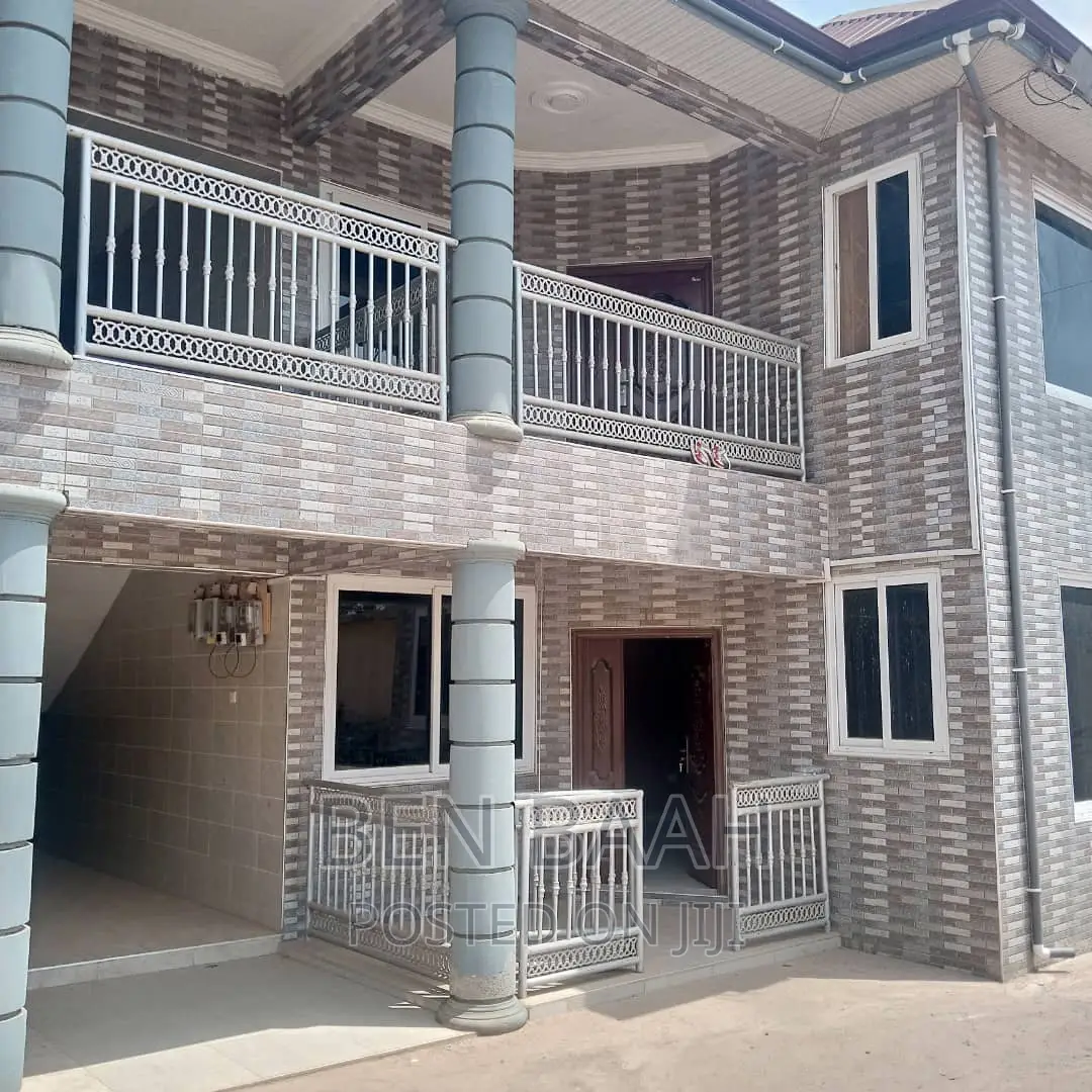 2bdrm Apartment in Ben Properties, Dome for rent