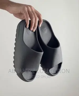 Adidas Yeezy Slides
