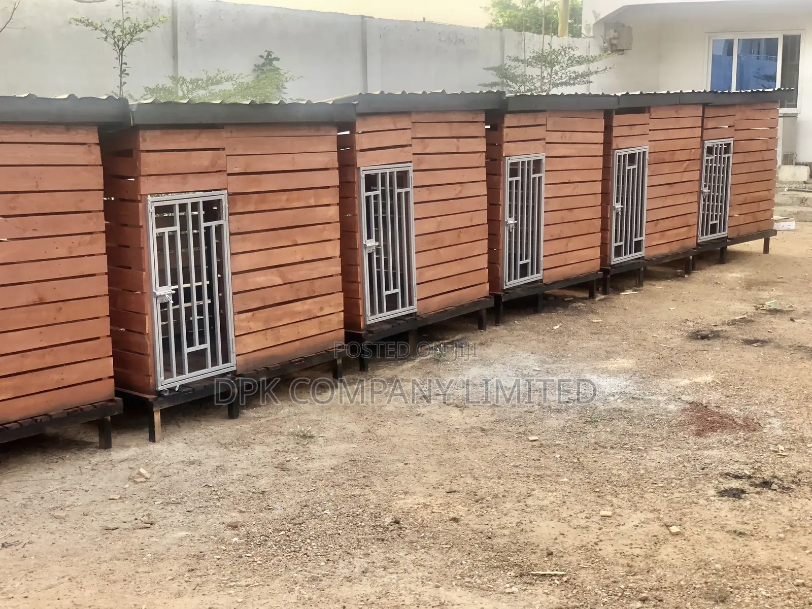 Dog House for Large Breed Dogs ( at Kasoa )