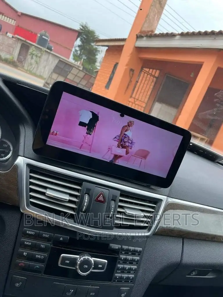 Mercedes Benz C250 2014 Android Carplay Screen