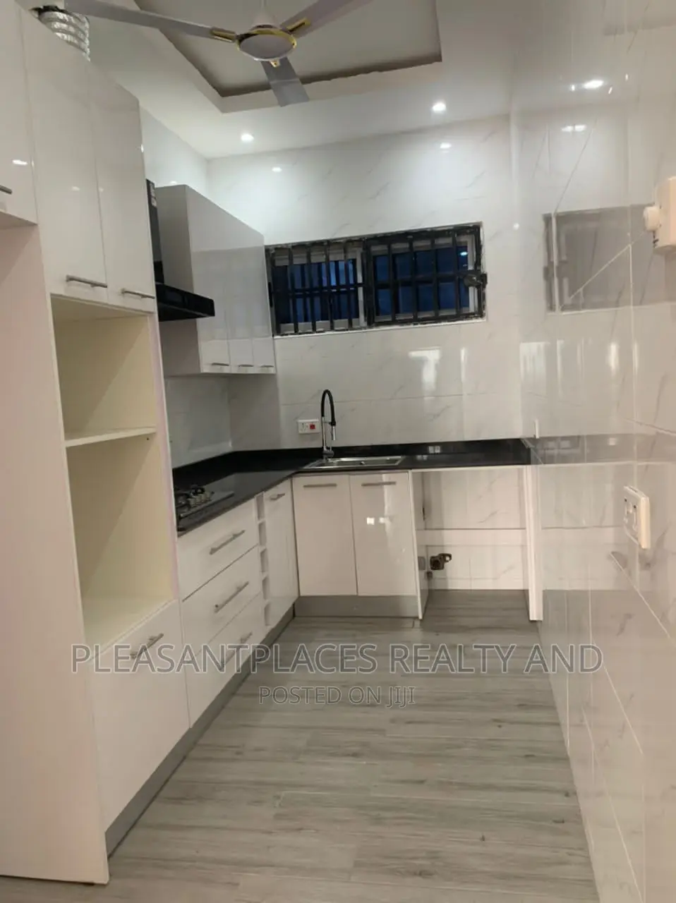 2bdrm Apartment in Pleasantplaces, West Legon for rent