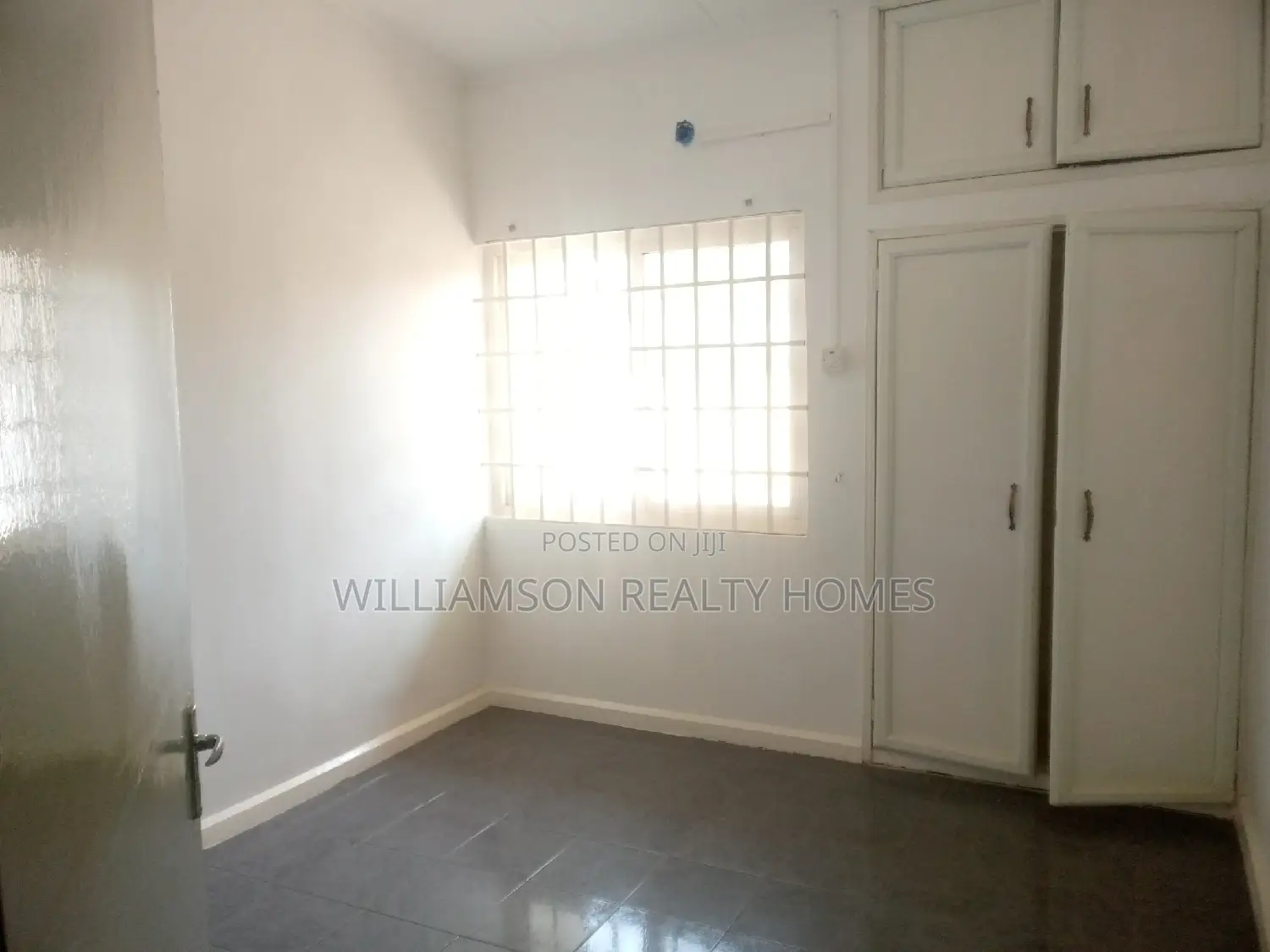 4bdrm House in Community 19 Estate,, Spintex for rent