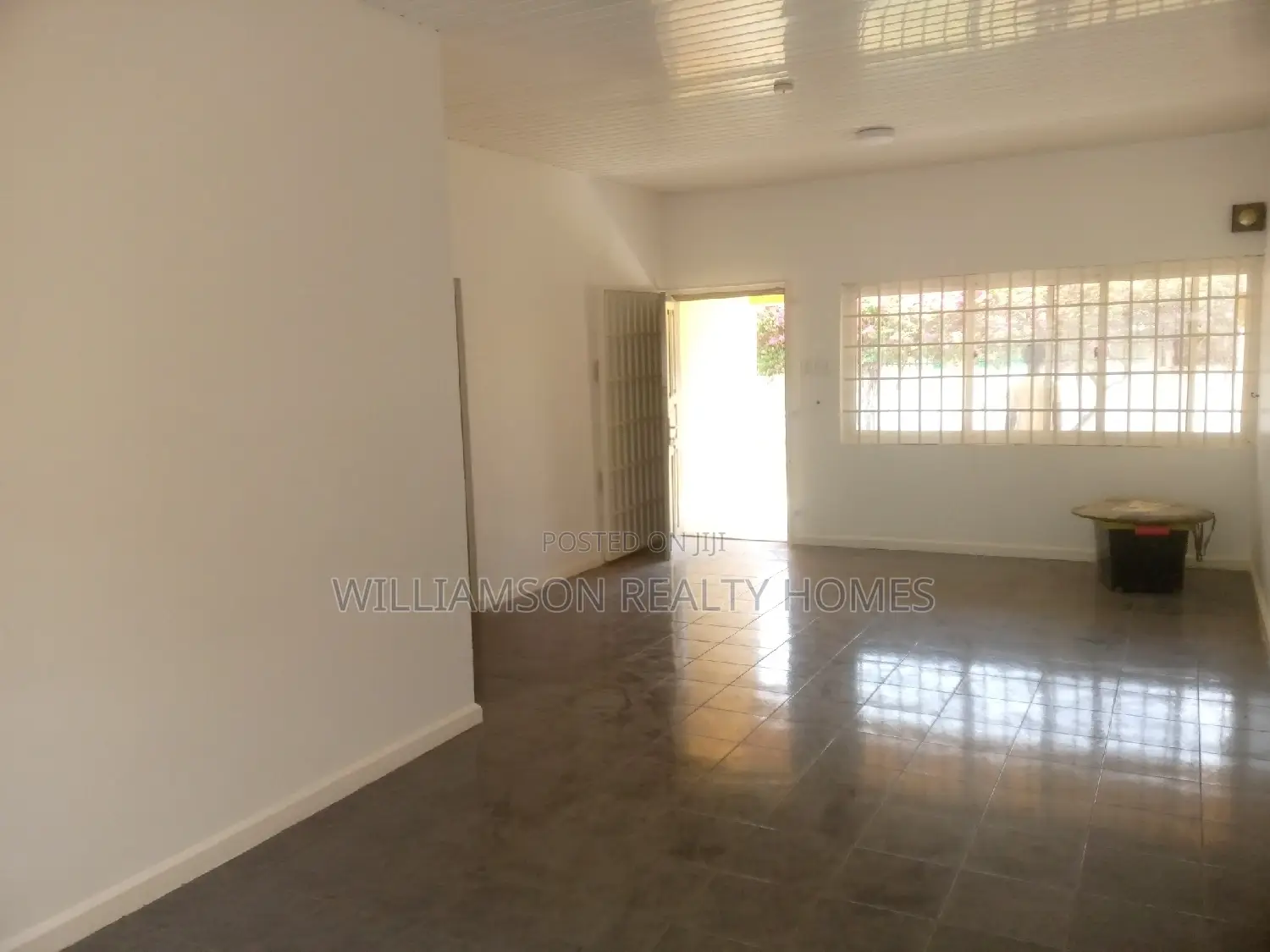 4bdrm House in Community 19 Estate,, Spintex for rent