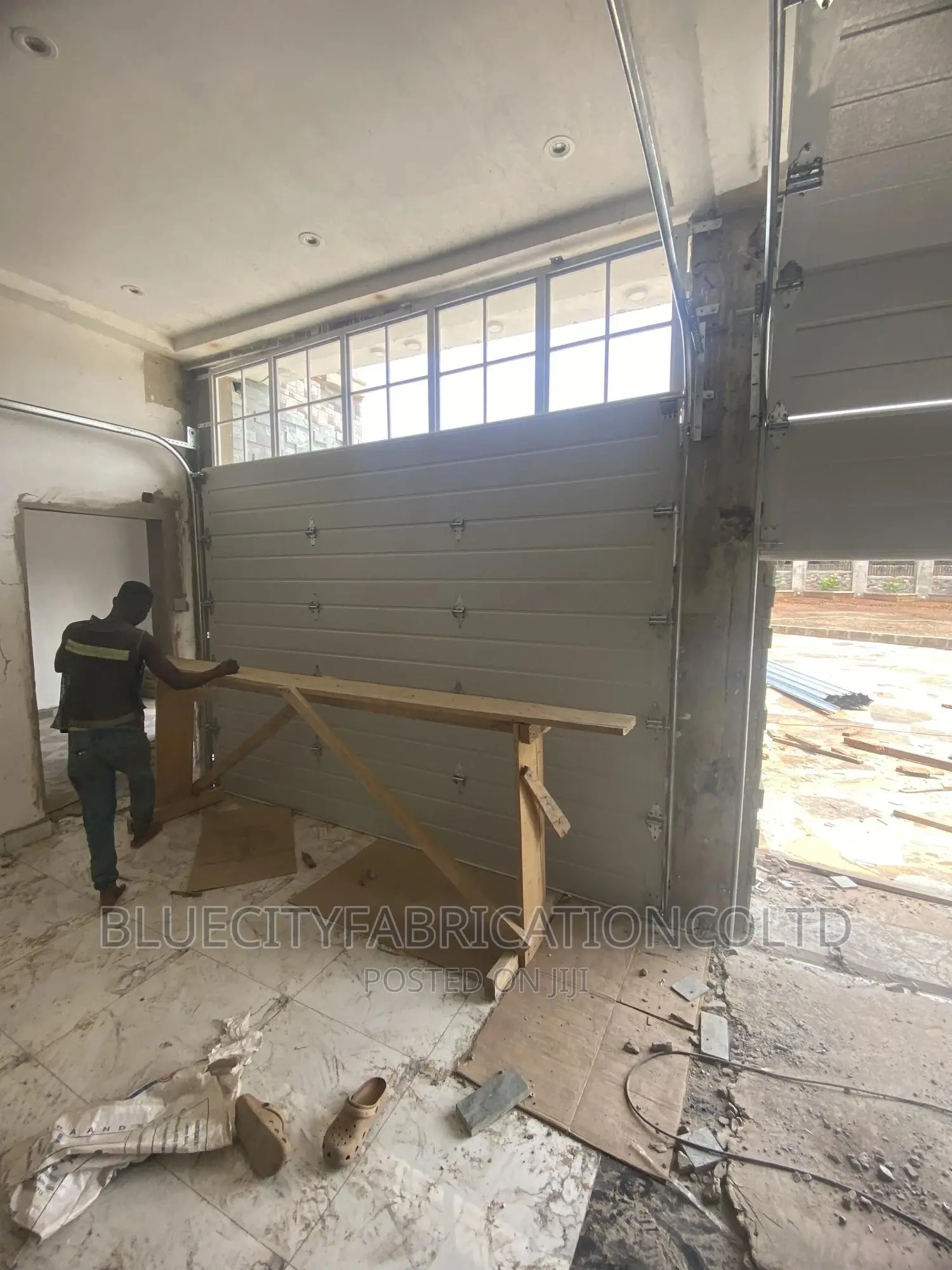 Triple Automatic Garage Door With Remote