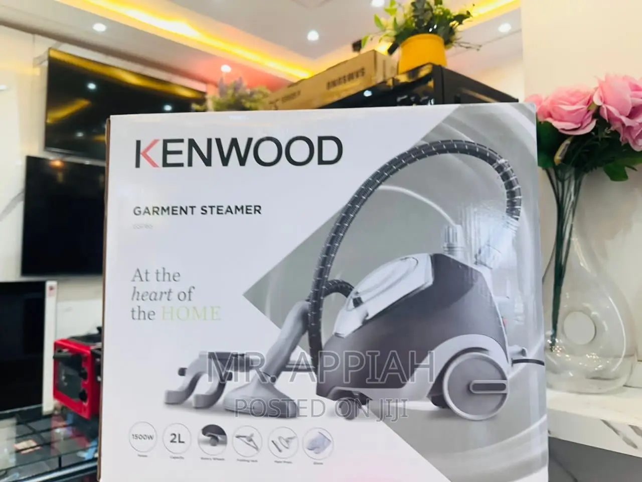 Classic Design Kenwood 1500watt Garment Steamer.