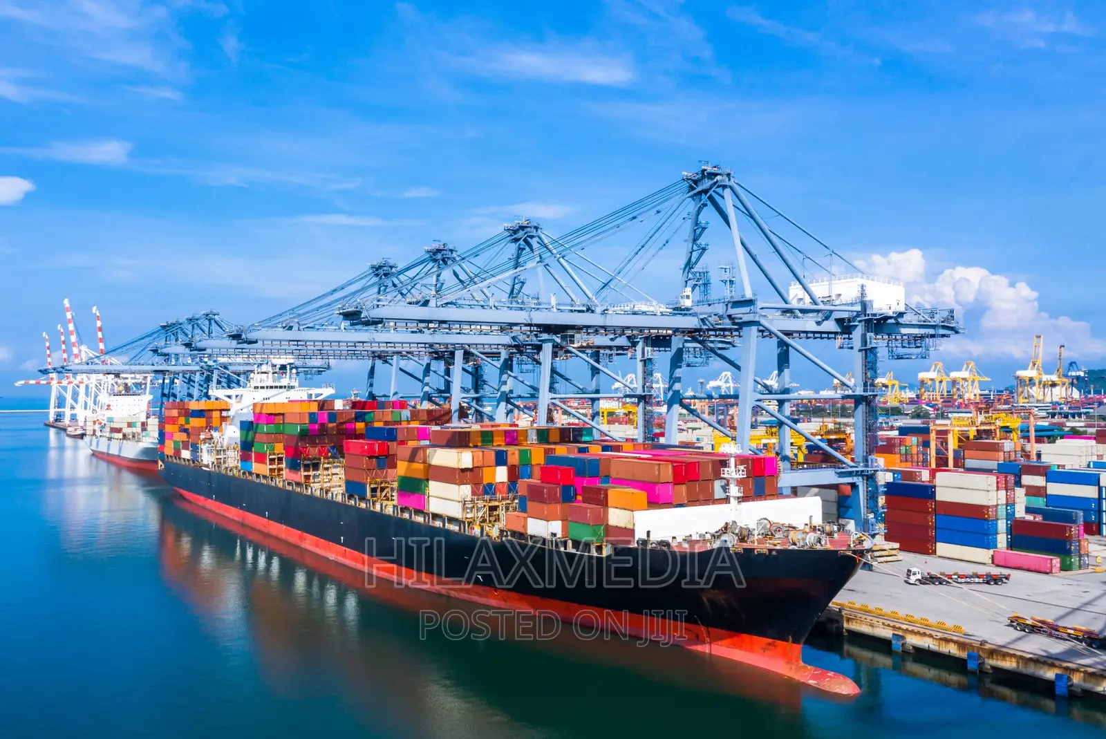 Shipping and Logistics Website With Tracking