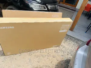 Uhd Processor Smart Samsung 55”Cu8000 Tv