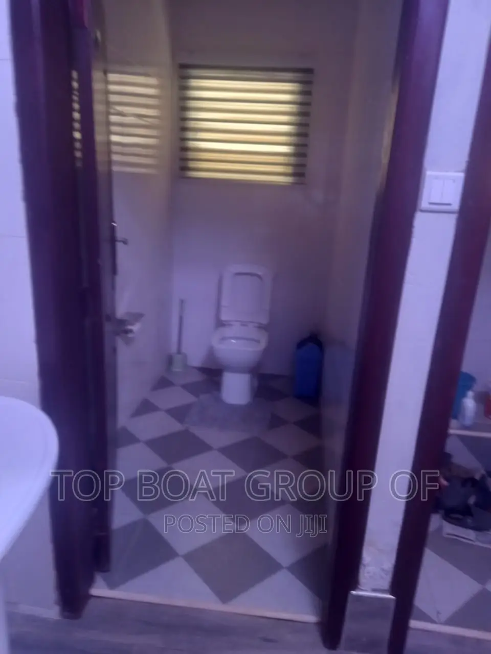 Furnished 4bdrm House in Top Boat Estate, Kumasi Metropolitan for sale