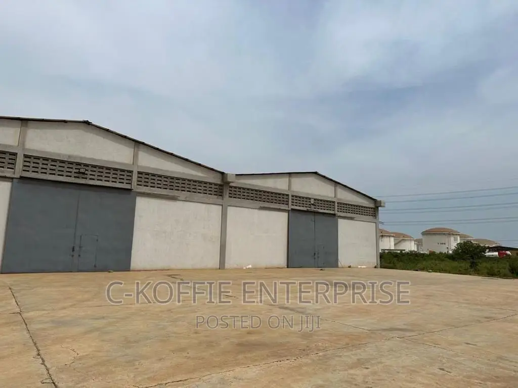 1000sqm Warehouse at Tema-Tor