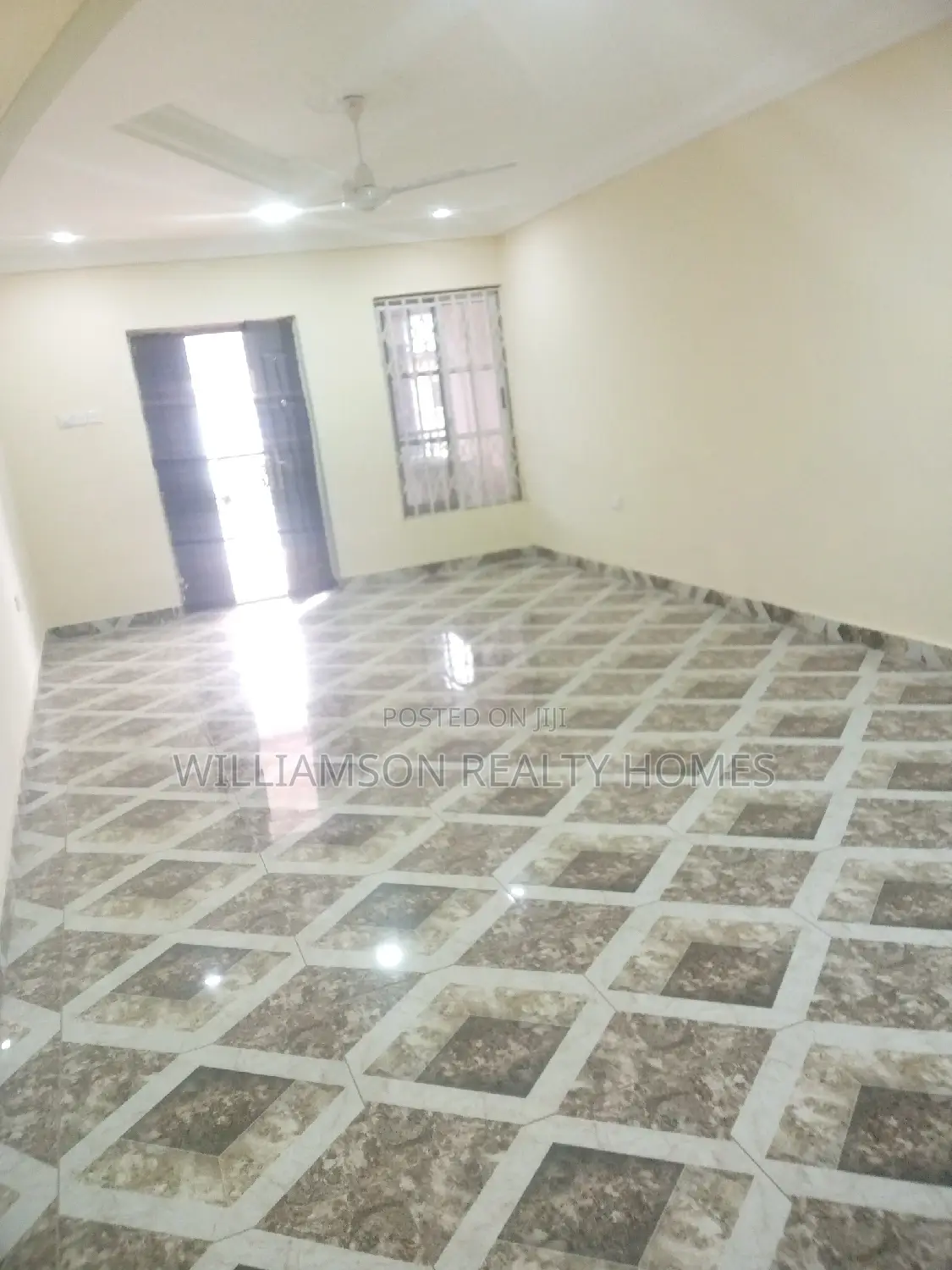 2bdrm Apartment in Community 18 Area, Spintex for rent
