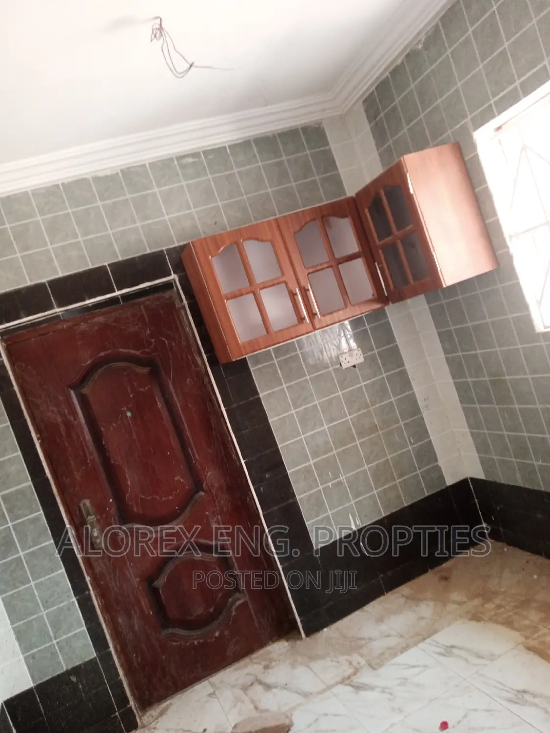 3bdrm House in Self Compound, Oyarifa for rent