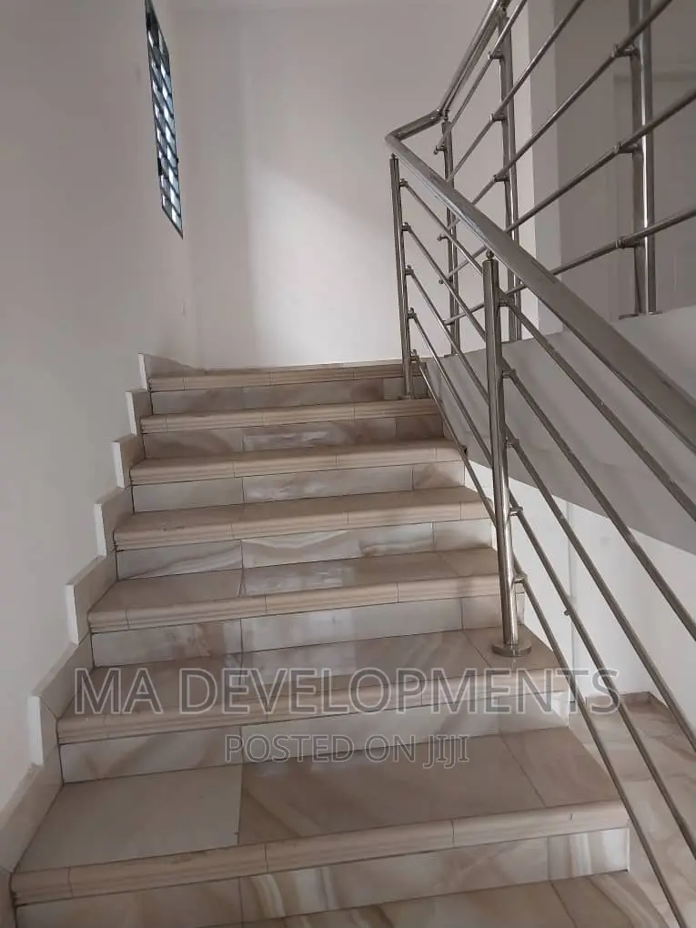 4bdrm Duplex in M.A Developments, West Legon for sale