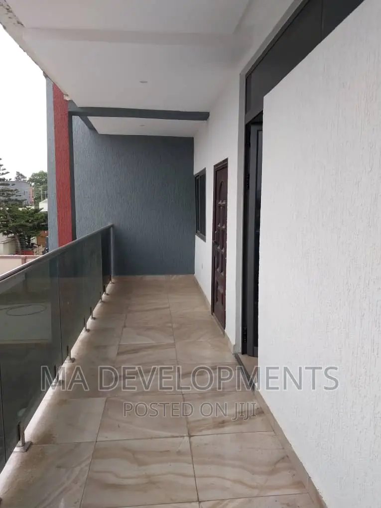 4bdrm Duplex in M.A Developments, West Legon for sale