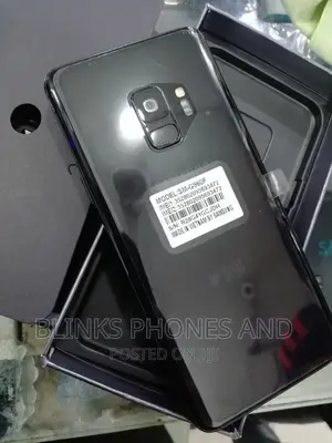 New Samsung Galaxy S9 64 GB Black