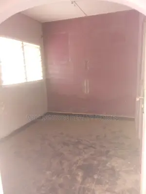 1bdrm Apartment in Community 18 Area, Spintex for rent