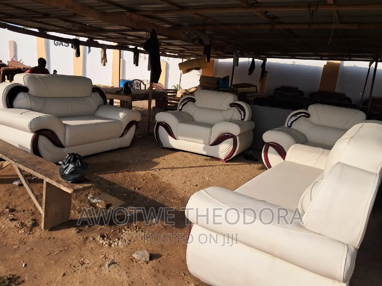 Quality Sofa Set( Free Delivery)