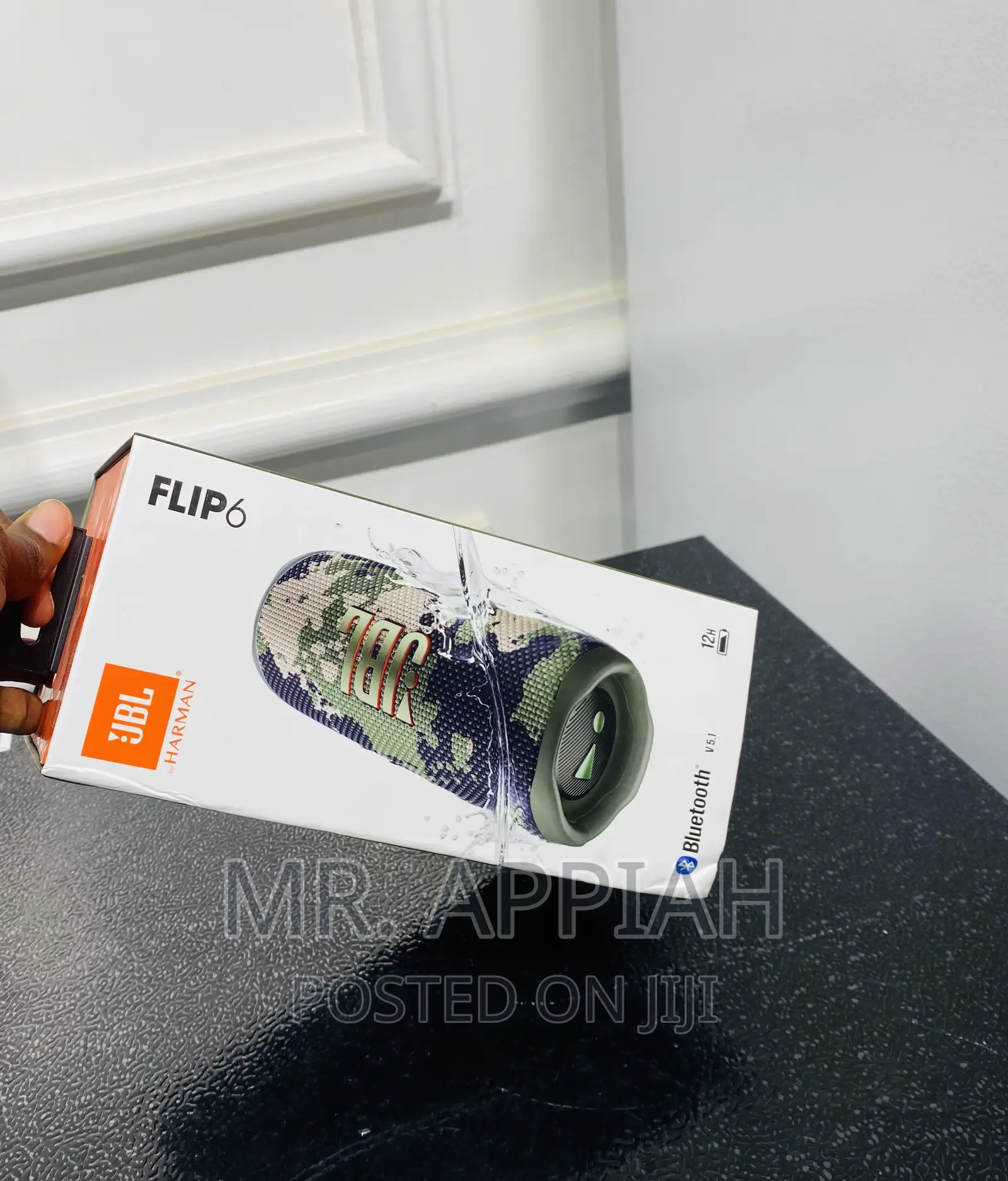 Elegant JBL Flip 6 Rechargeable Speaker.