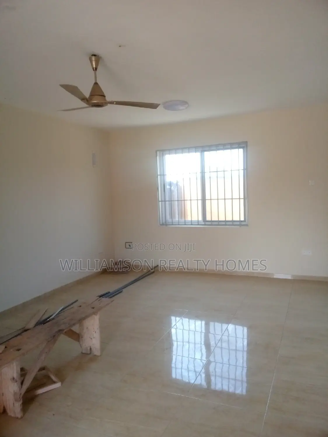 3bdrm Apartment in Sarkumonor Estate, Spintex for rent