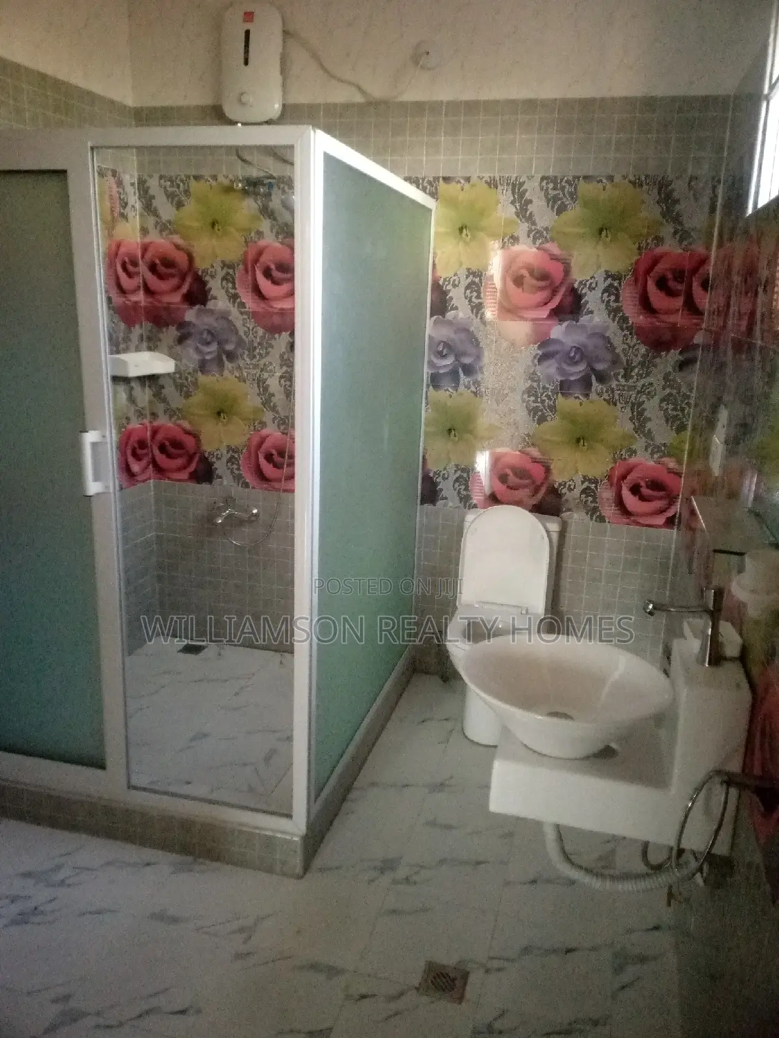 3bdrm Apartment in Sarkumonor Estate, Spintex for rent
