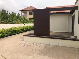 3bdrm House in Tema Community 22 for sale