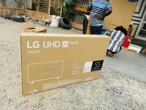 Extremely Slim UHD Smart Glossy Screen Tv 55”UR800