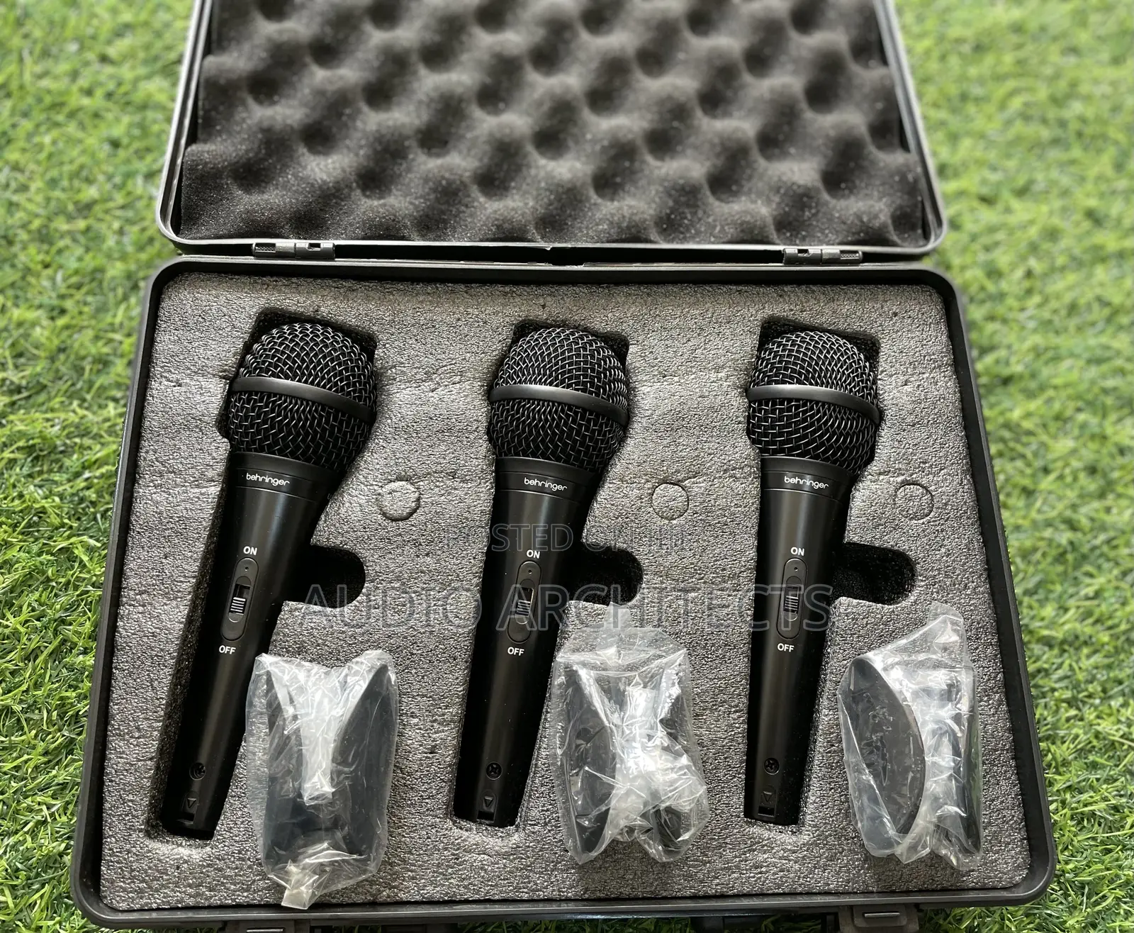 Behringer 3 in 1 Cord Microphone