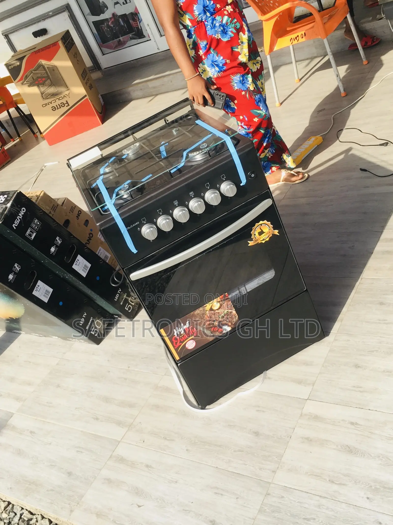 Black Volcano 4 Gas Cooker Oven With Grill 50x50