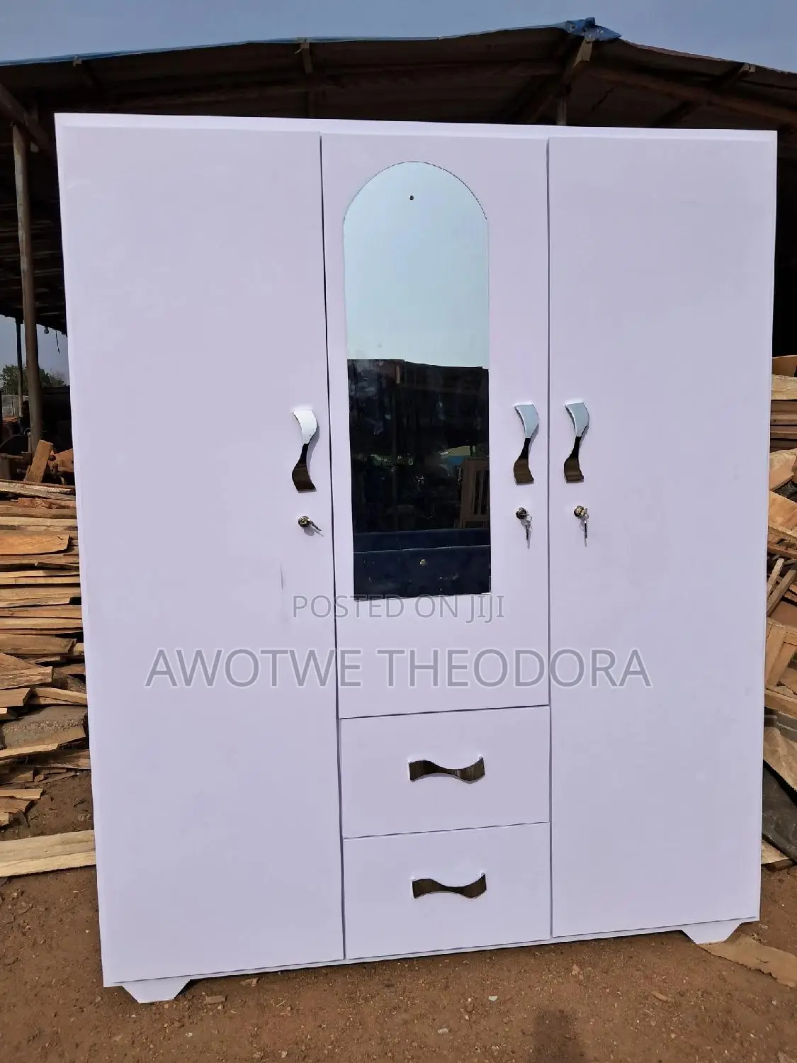 Quality 3in1 Wardrobe ( Payment After Delivery)