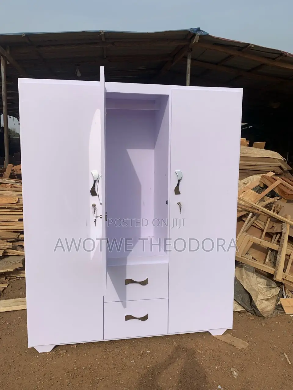 Quality 3in1 Wardrobe ( Payment After Delivery)