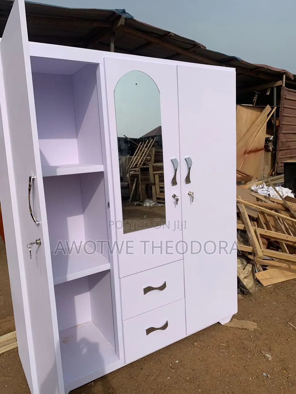 Quality 3in1 Wardrobe ( Payment After Delivery)