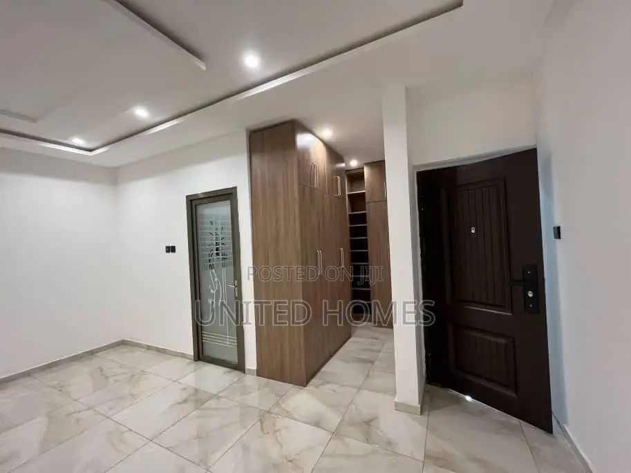 4bdrm House in Ashomang Estate for sale