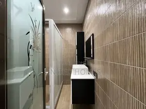4bdrm House in Ashomang Estate for sale