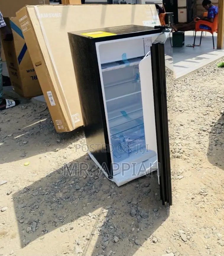 Well Design Pearl(Black)Single Door Electric Fridge.