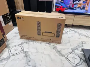 Very Cool  Home Theater System LG LHD687B