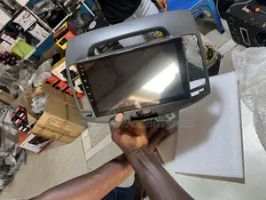 Hyundai Elantra 2008 to 2010 Android Screen With Console