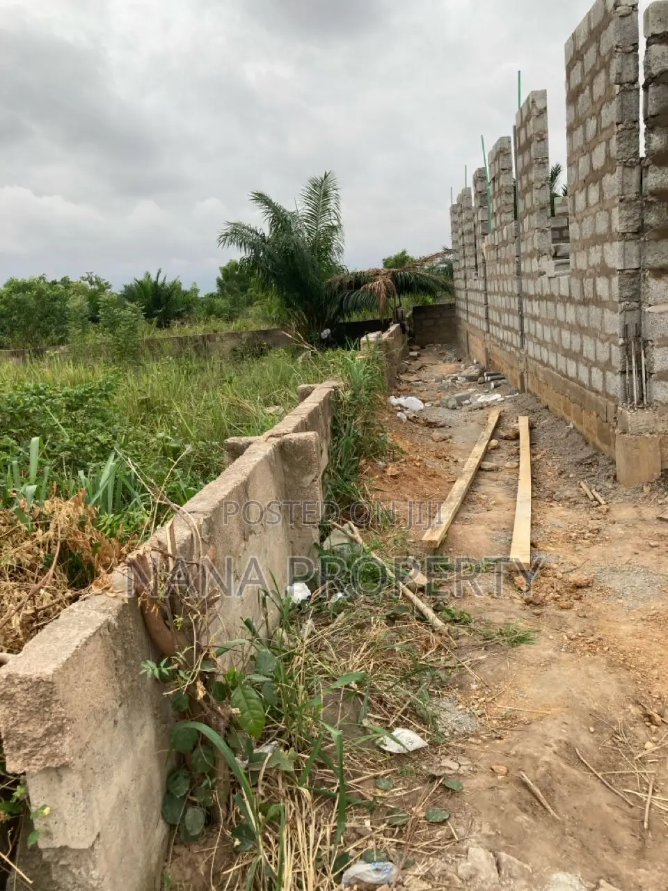 One Plot of Land for Sale Located at Dowdowa Road