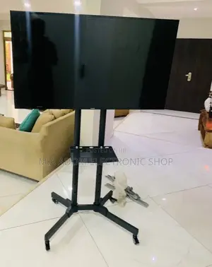 Newly in Stock Moveable Tv Trolly for 32”-70” Tv,Black.