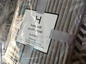 Luxurious Soft and Comfy Throw Blankets