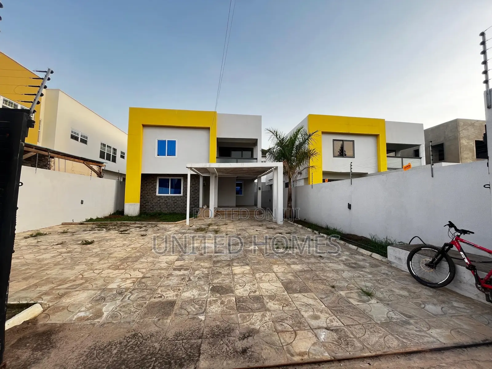 3bdrm House in East Legon for rent