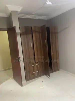 2bdrm Apartment in Pleasantplaces, Haatso for rent