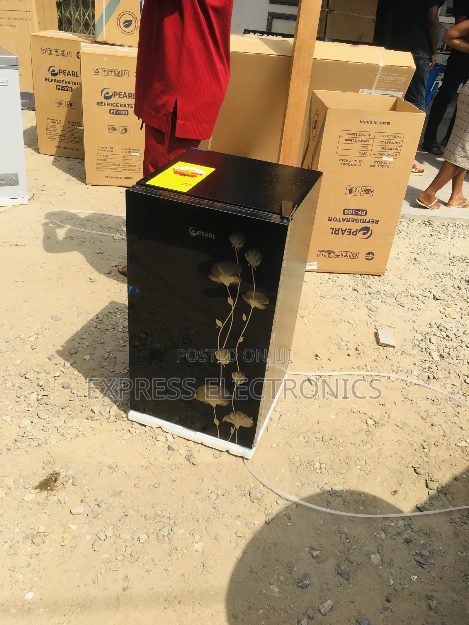 Grab Your Favorite  Table Top Fridge Pearl PF-109