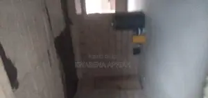 12bdrm House in Mark Estate At, Kumasi Metropolitan for sale