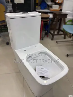 Frencia Water Closet - Master Bedroom Water Closet